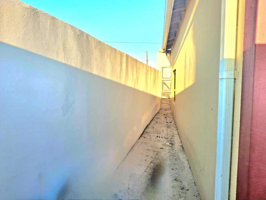 3 Bedroom Property for Sale in Mdantsane Nu 9 Eastern Cape